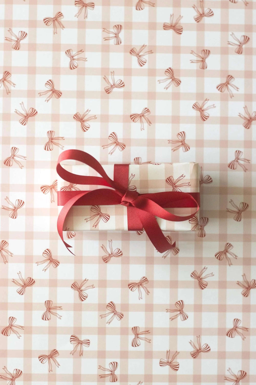 Red Bow Wrapping Paper