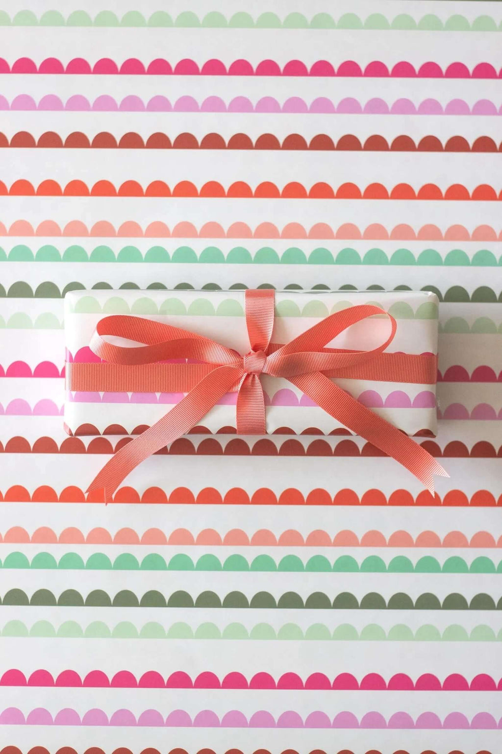 Colourful Scallop Wrapping Paper